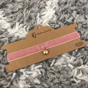 🌶 (3 For $25) Choker Necklace with Heart Pendant